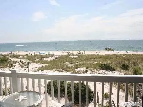 1051 Oceanfront ST #1, Long Beach, NY 11561