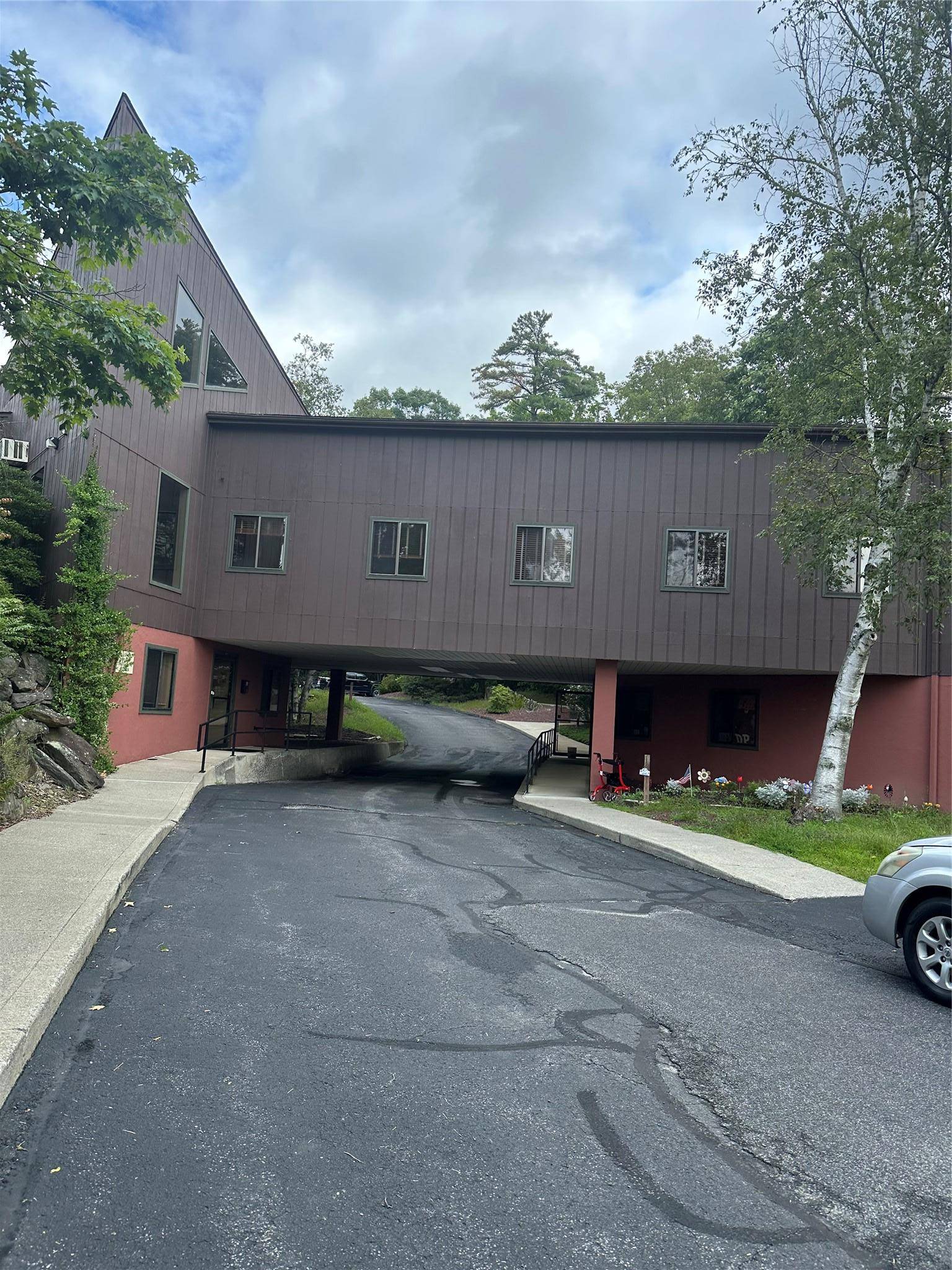 Hyde Park, NY 12538,7 Pinewoods RD #Suite 6