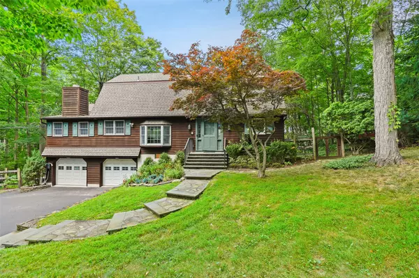 South Salem, NY 10590,3 Truesdale Lake DR