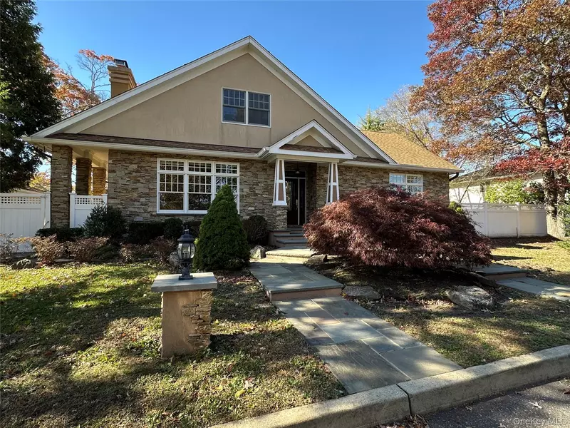 Farmingville, NY 11738