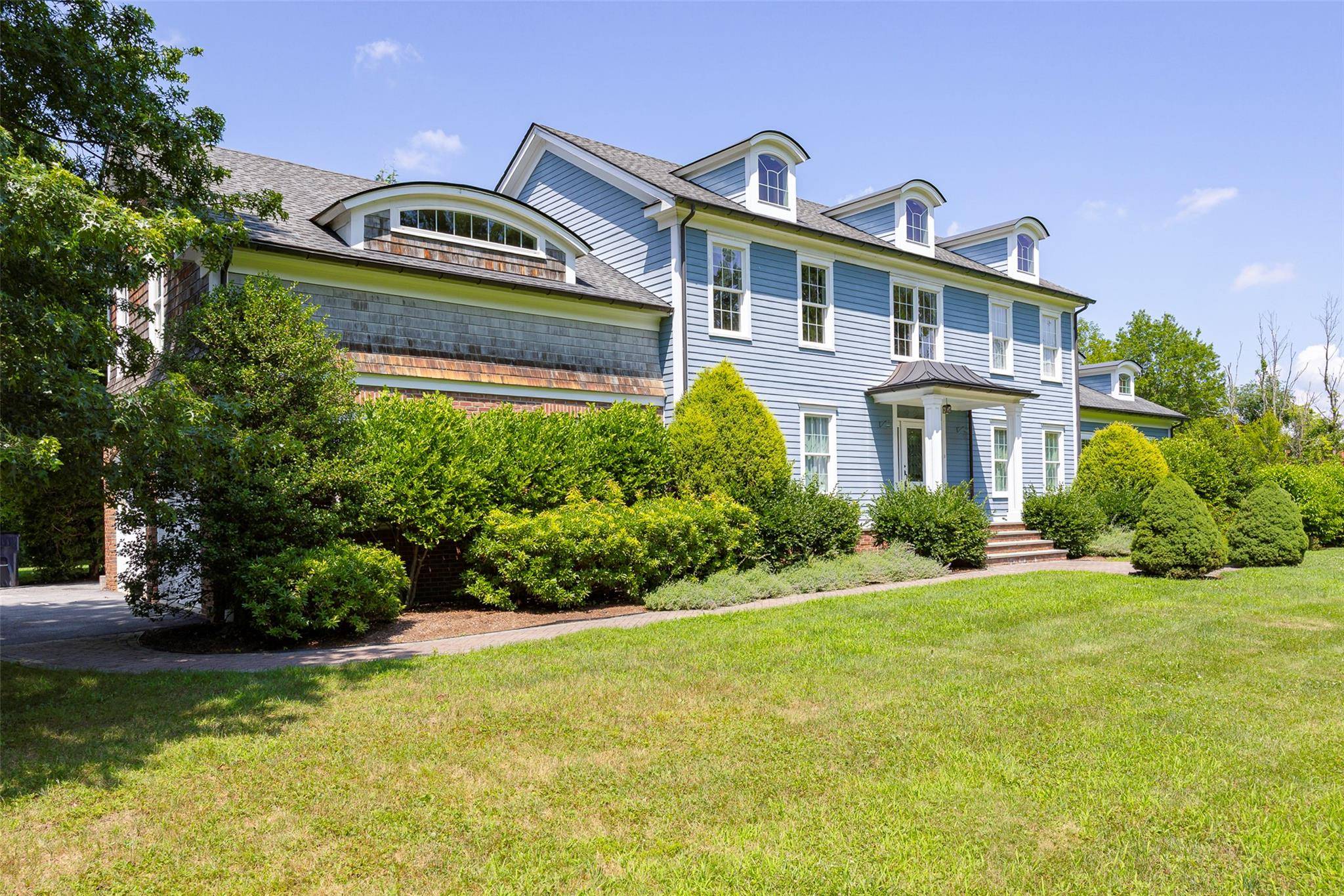 Red Hook, NY 12571,145 Whalesback RD
