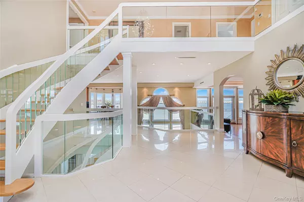 Staten Island, NY 10307,30 AVIVA CT