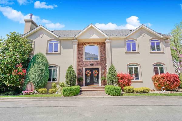 Staten Island, NY 10307,30 AVIVA CT