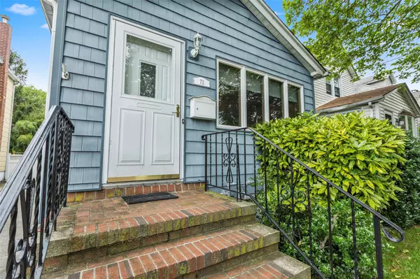 Valley Stream, NY 11580,72 Putnam AVE