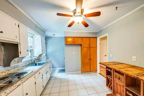 East Northport, NY 11731,83 Bellerose AVE