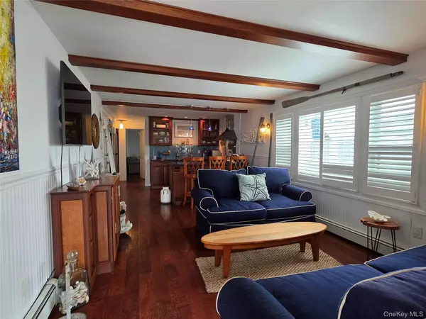 East Atlantic Beach, NY 11561,34 Trenton AVE #Lower