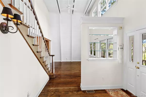 Water Mill, NY 11976,22 Old Trail RD