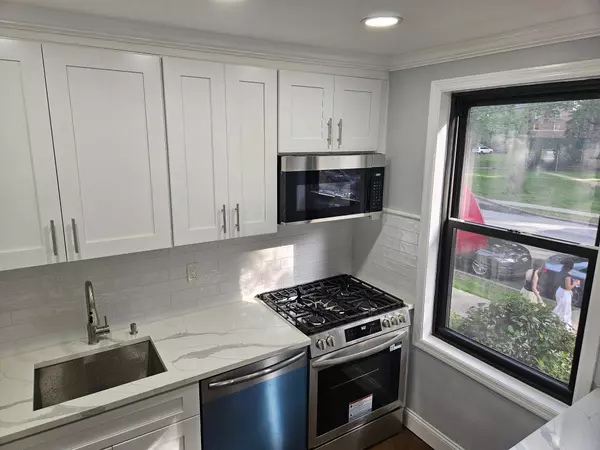 Mamaroneck, NY 10543,300 Richbell RD #B2