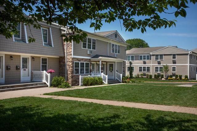 45 Fairfield WAY #DE13, Commack, NY 11725