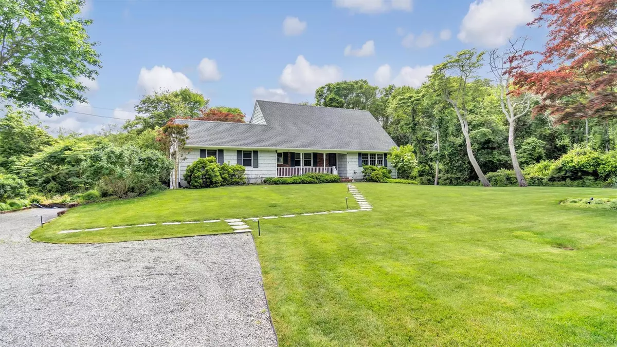 Southampton, NY 11968,101 Sebonac Inlet RD