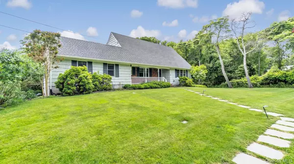 Southampton, NY 11968,101 Sebonac Inlet RD
