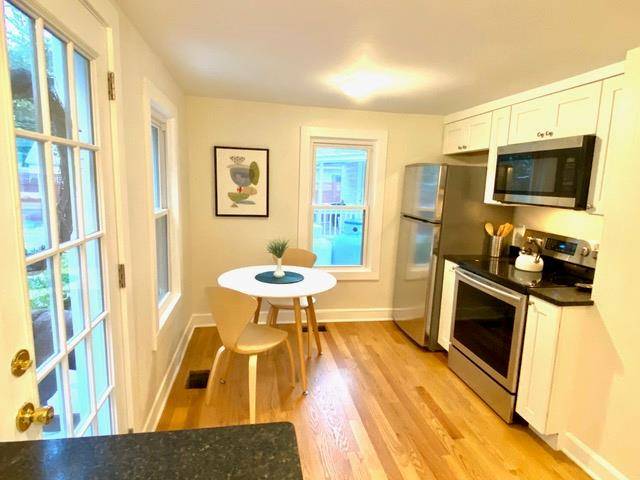 Red Hook, NY 12571,7 Elizabeth ST