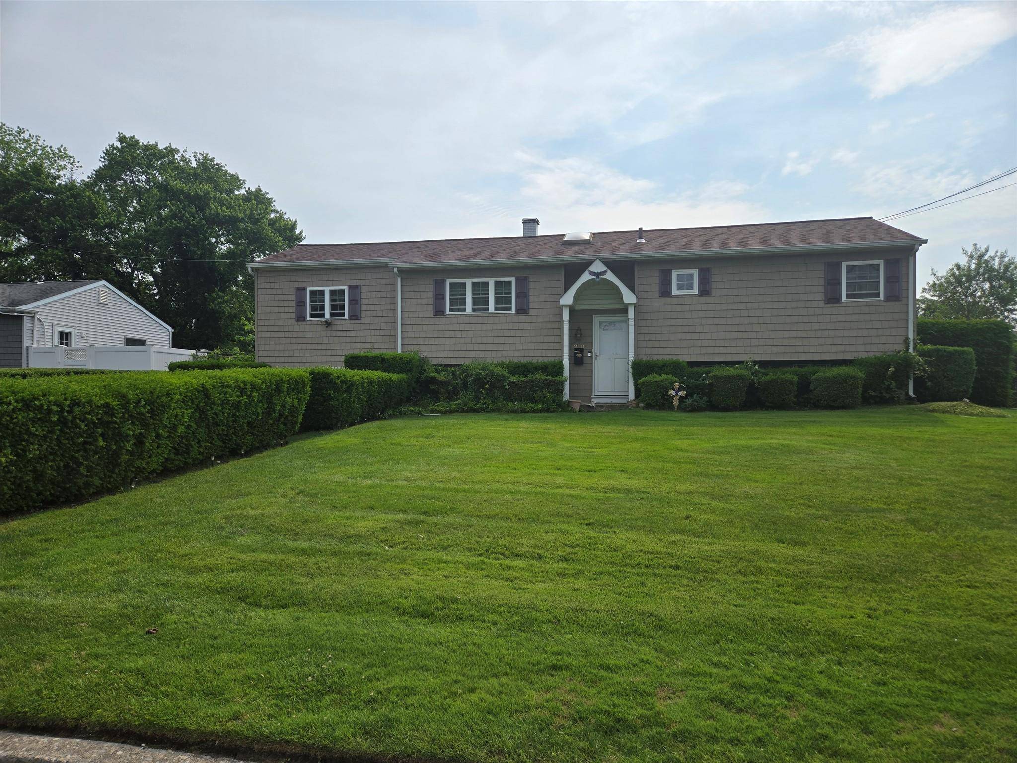 Medford, NY 11763,2805 Kane AVE