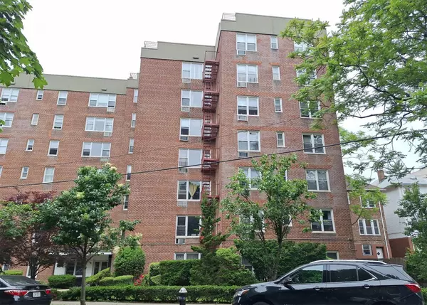 3475 Greystone AVE #7E, Bronx, NY 10463
