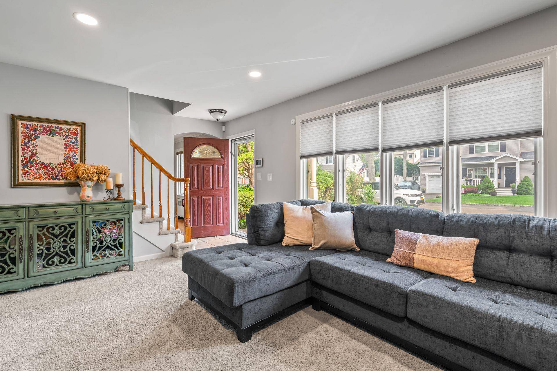 Huntington Station, NY 11746,20 Leeds ST