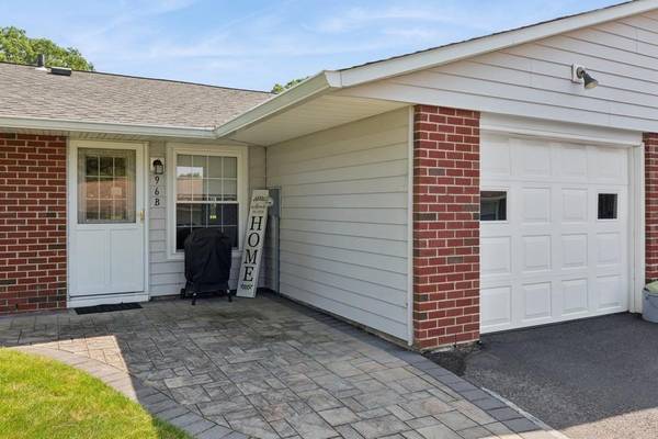 Ridge, NY 11961,96 Enfield CT #B