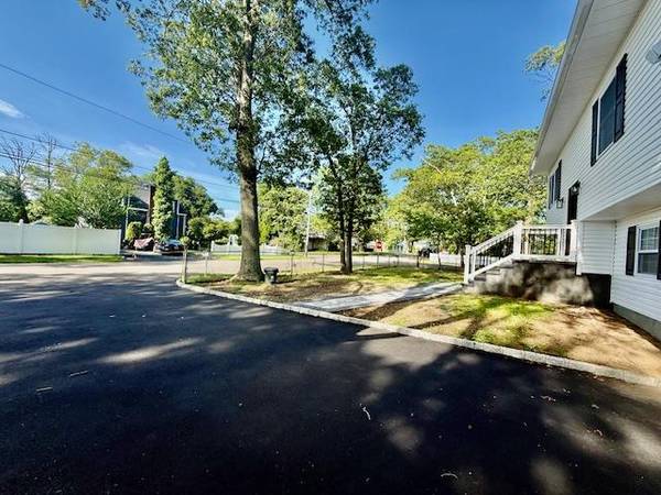Holbrook, NY 11741,30 7th ST