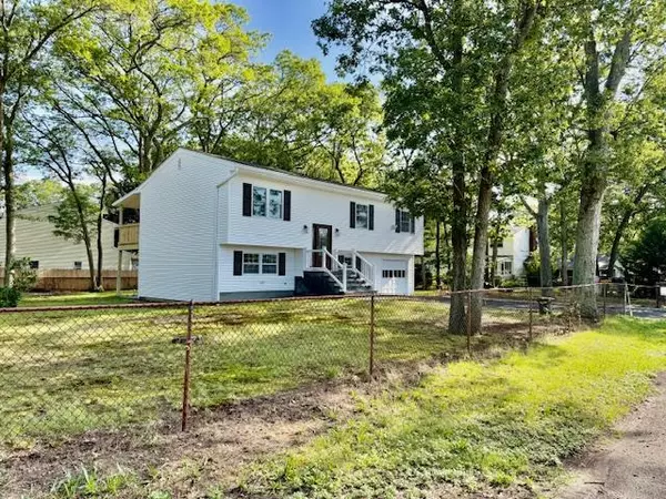 Holbrook, NY 11741,30 7th ST