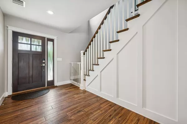 Island Park, NY 11558,26 Island Pkwy