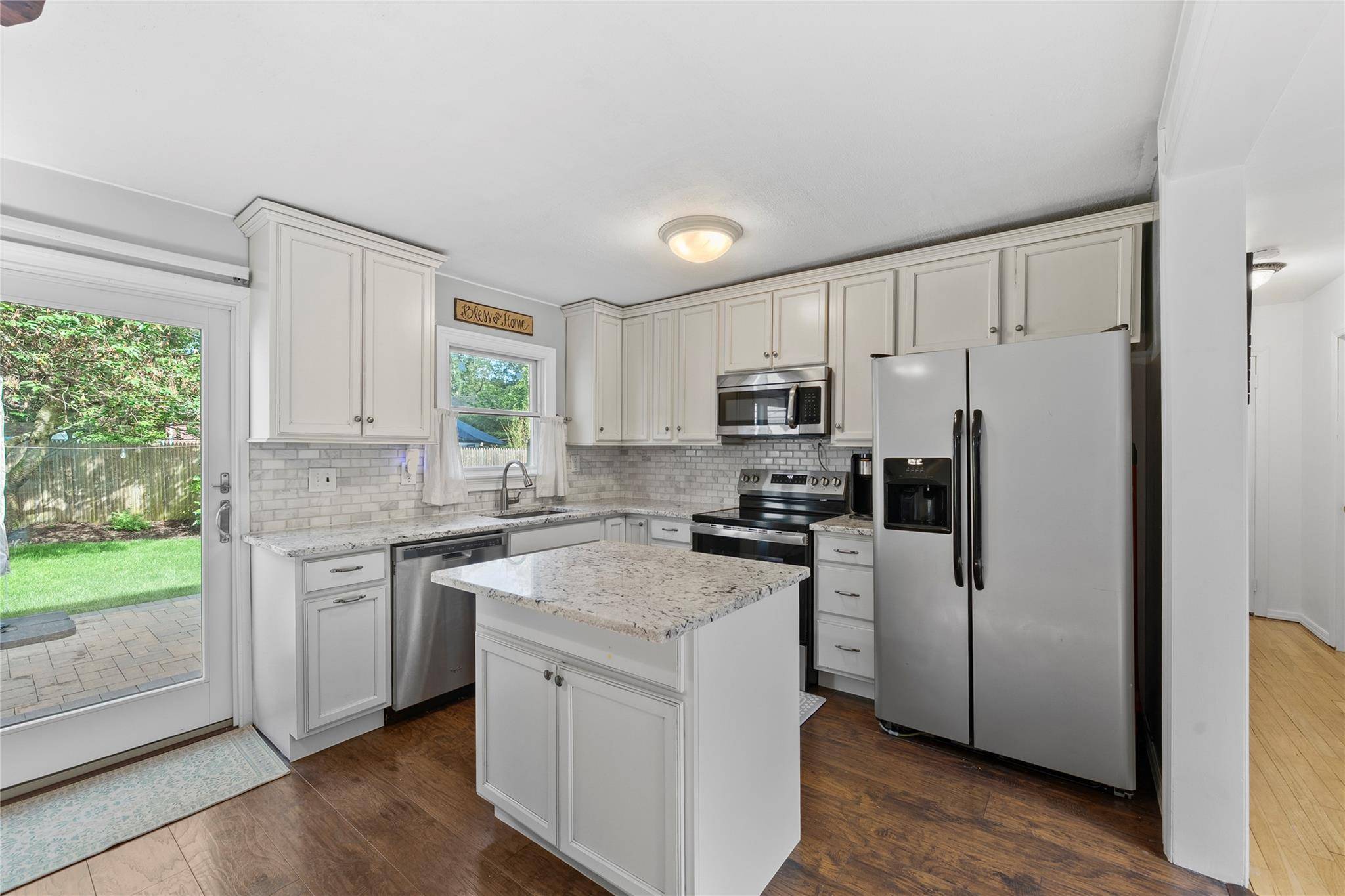 Northport, NY 11768,4 Pocket CT