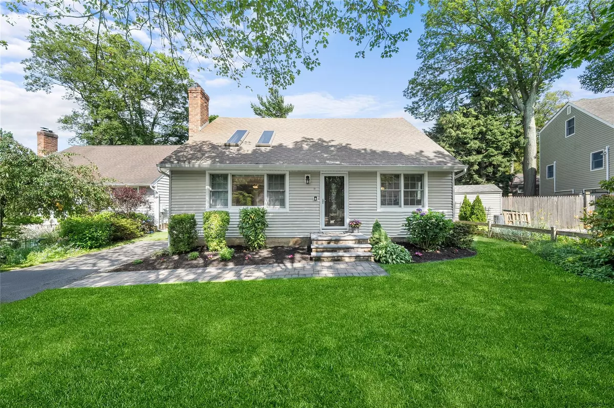 Northport, NY 11768,4 Pocket CT