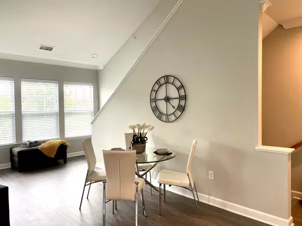 Selden, NY 11784,495 Middle Country RD #110