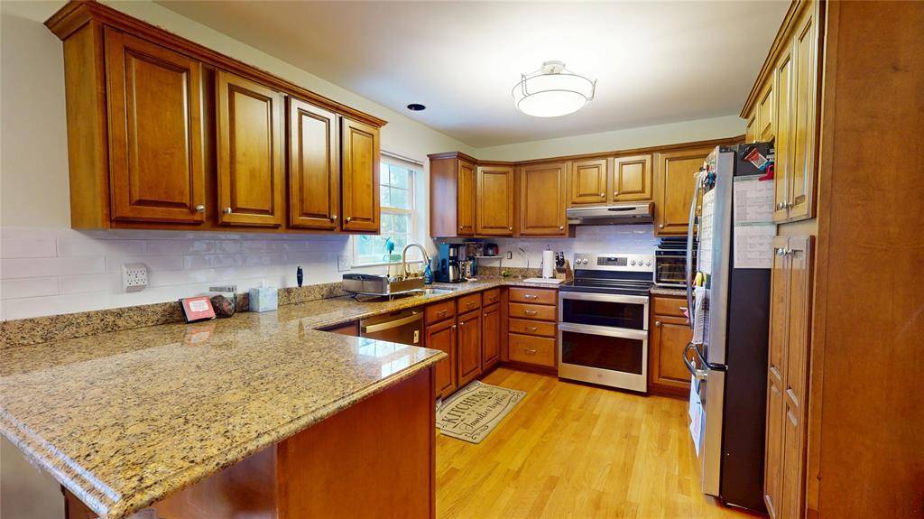 Brewster, NY 10509,10 Courtney LN