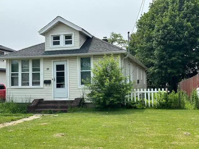 Farmingdale, NY 11735,18 Cedar AVE