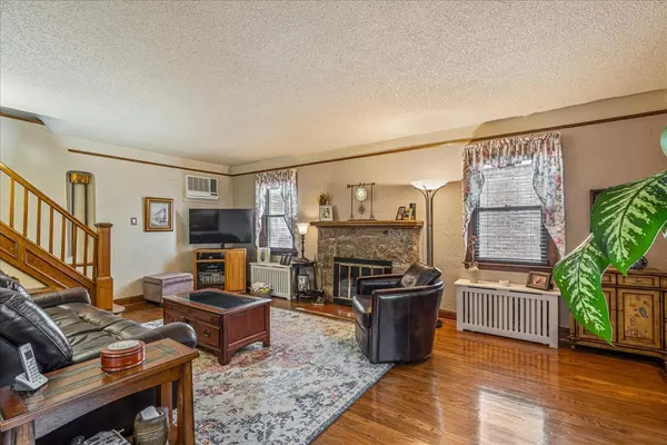 Flushing, NY 11358,163-50 25th DR