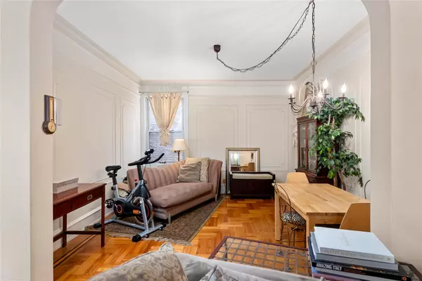 Woodside, NY 11377,4204 64th ST