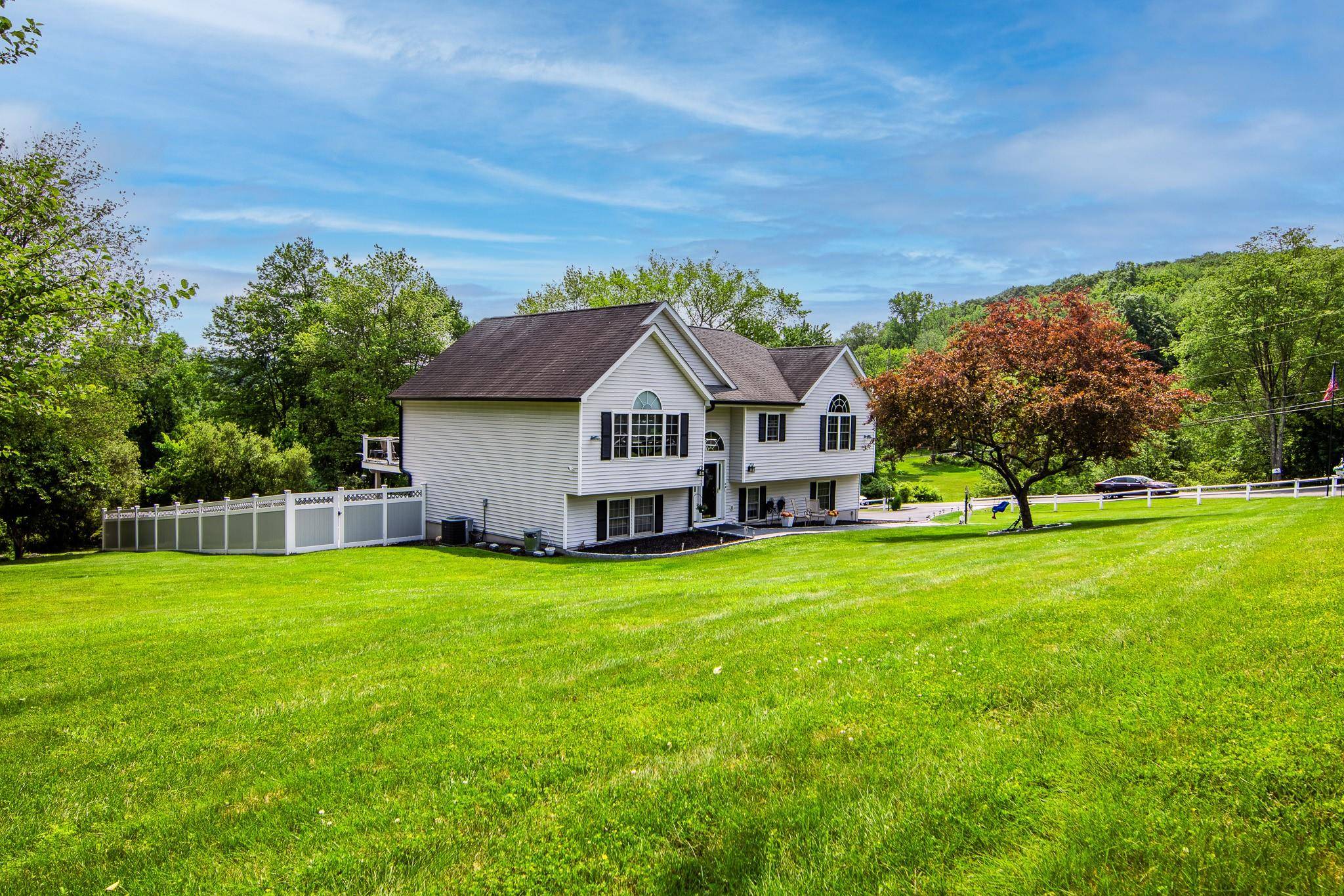 Carmel, NY 10512,24 Interlochen RD