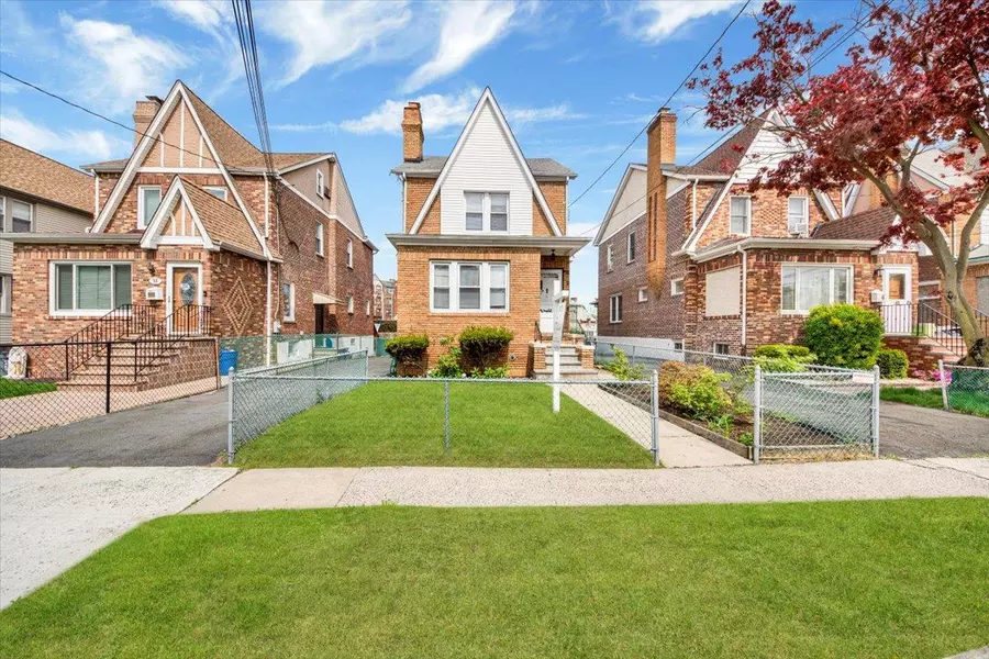 49 Boone ST, Yonkers, NY 10704