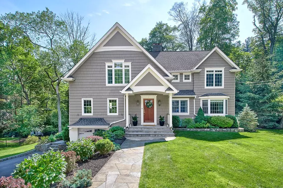 31 Wynnewood RD, Chappaqua, NY 10514