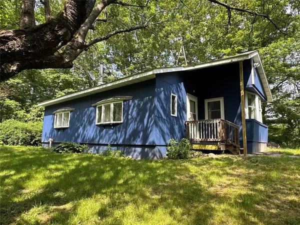 112 High Falls RD, Saugerties, NY 12477