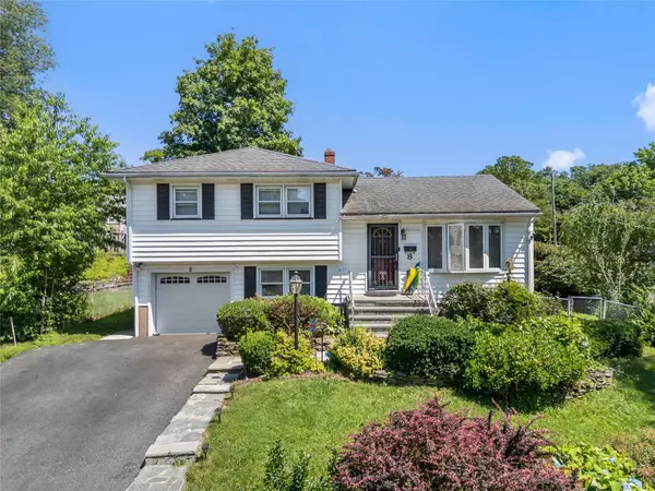 Suffern, NY 10901,8 Valley View TER