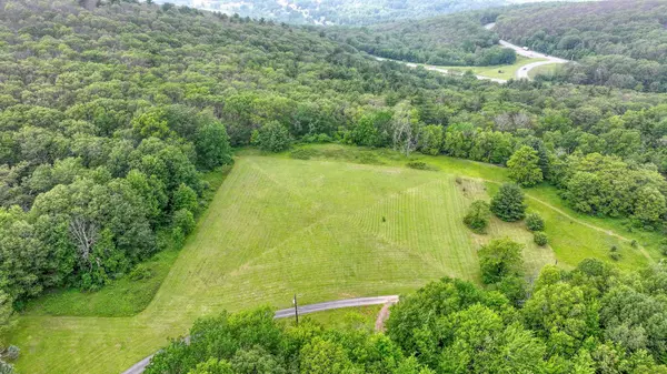 Hide Away LN, Bloomingburg, NY 12790