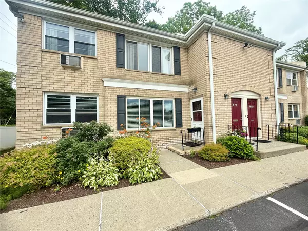250 Beechwood AVE #9A, Poughkeepsie, NY 12601