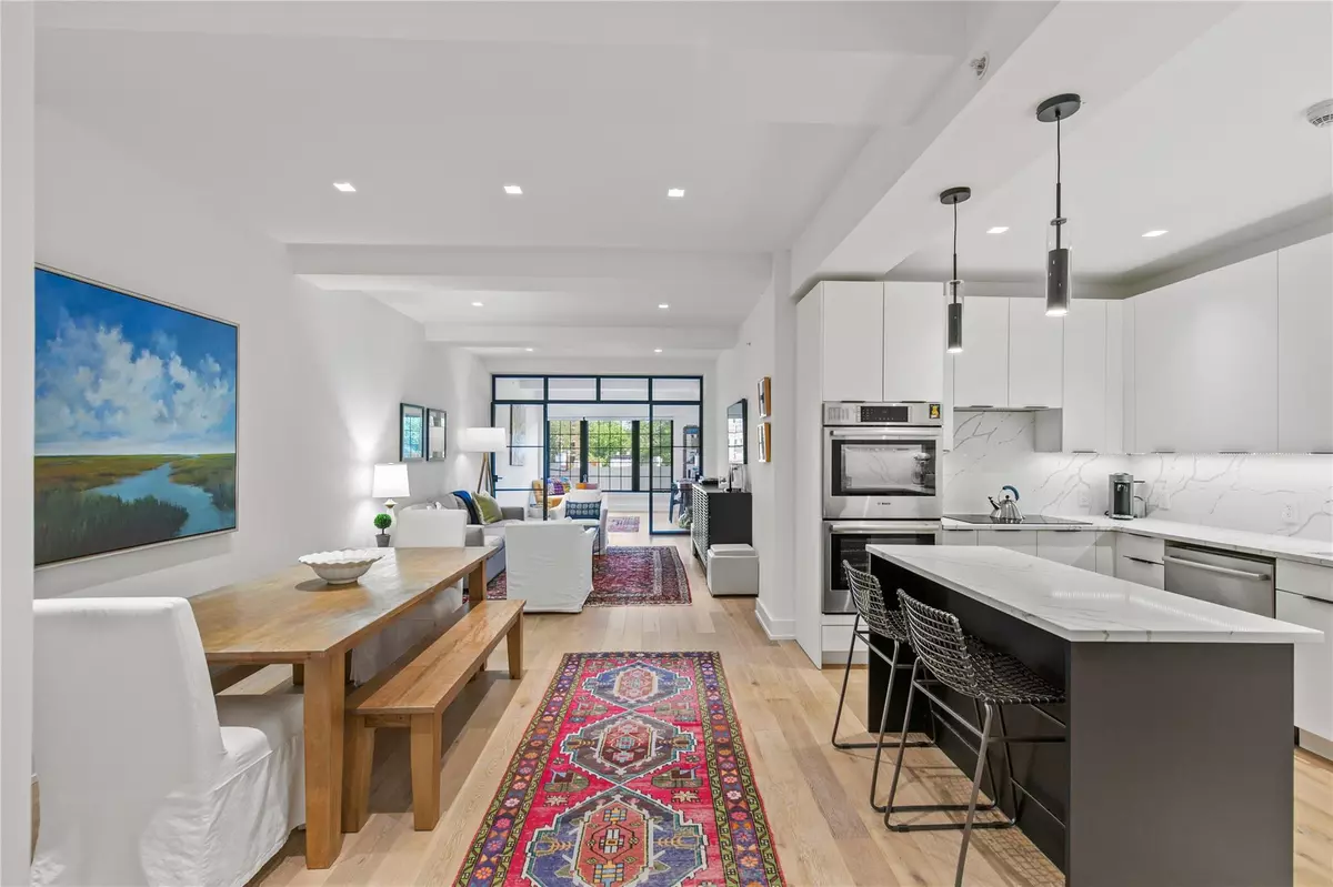 Bronxville, NY 10708,100 Pondfield RD #2B