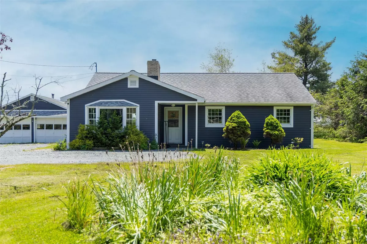 Livingston Manor, NY 12758,853 Shandelee RD