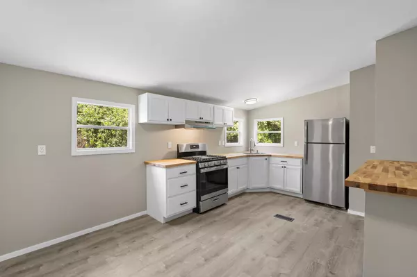 Newburgh, NY 12550,6 Sparrow ST