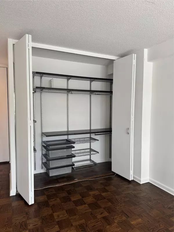 Bronx, NY 10463,2400 Johnson AVE #1K