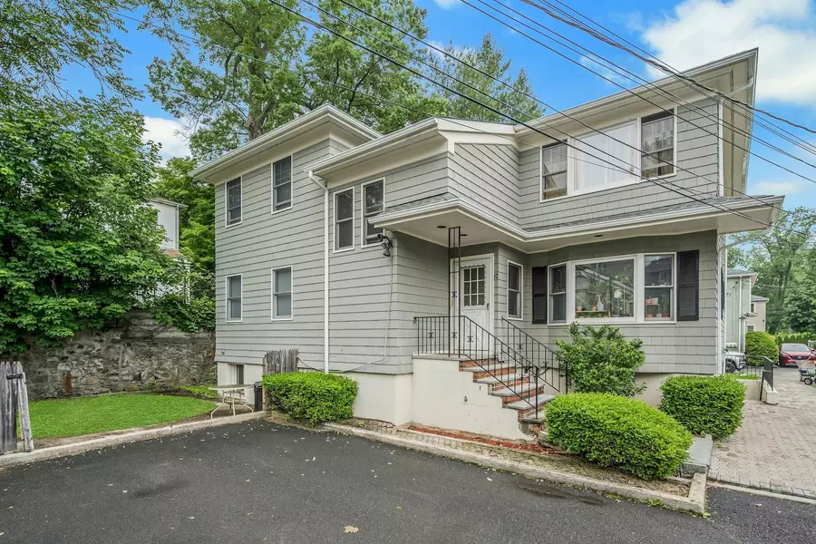 12 Congress ST, New Rochelle, NY 10801