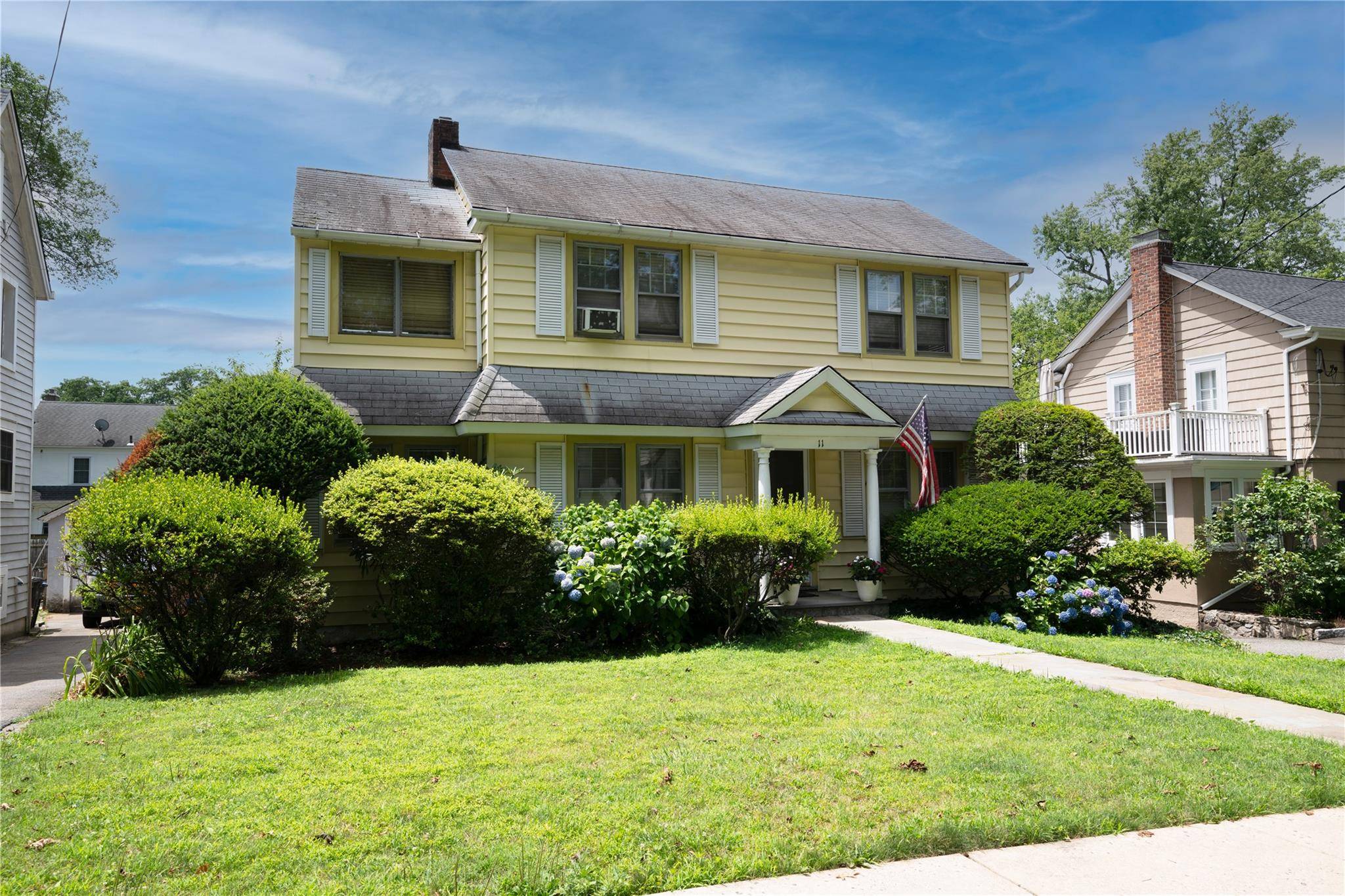 11 Ogden AVE, White Plains, NY 10605