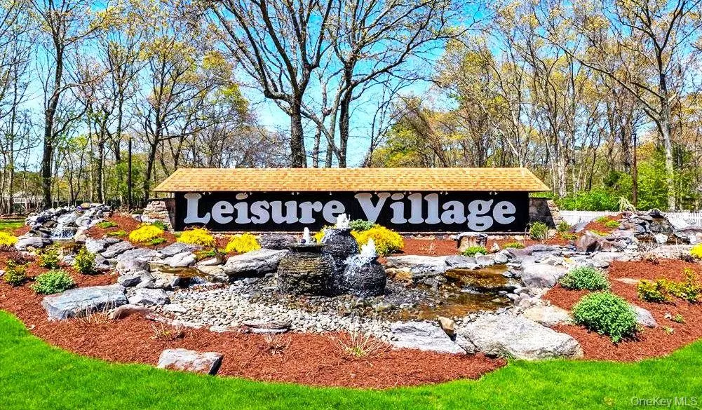 259 Newcastle CT #E, Ridge, NY 11961