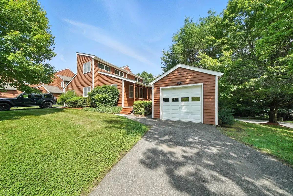 Ellenville, NY 12428,2 Woodland WAY
