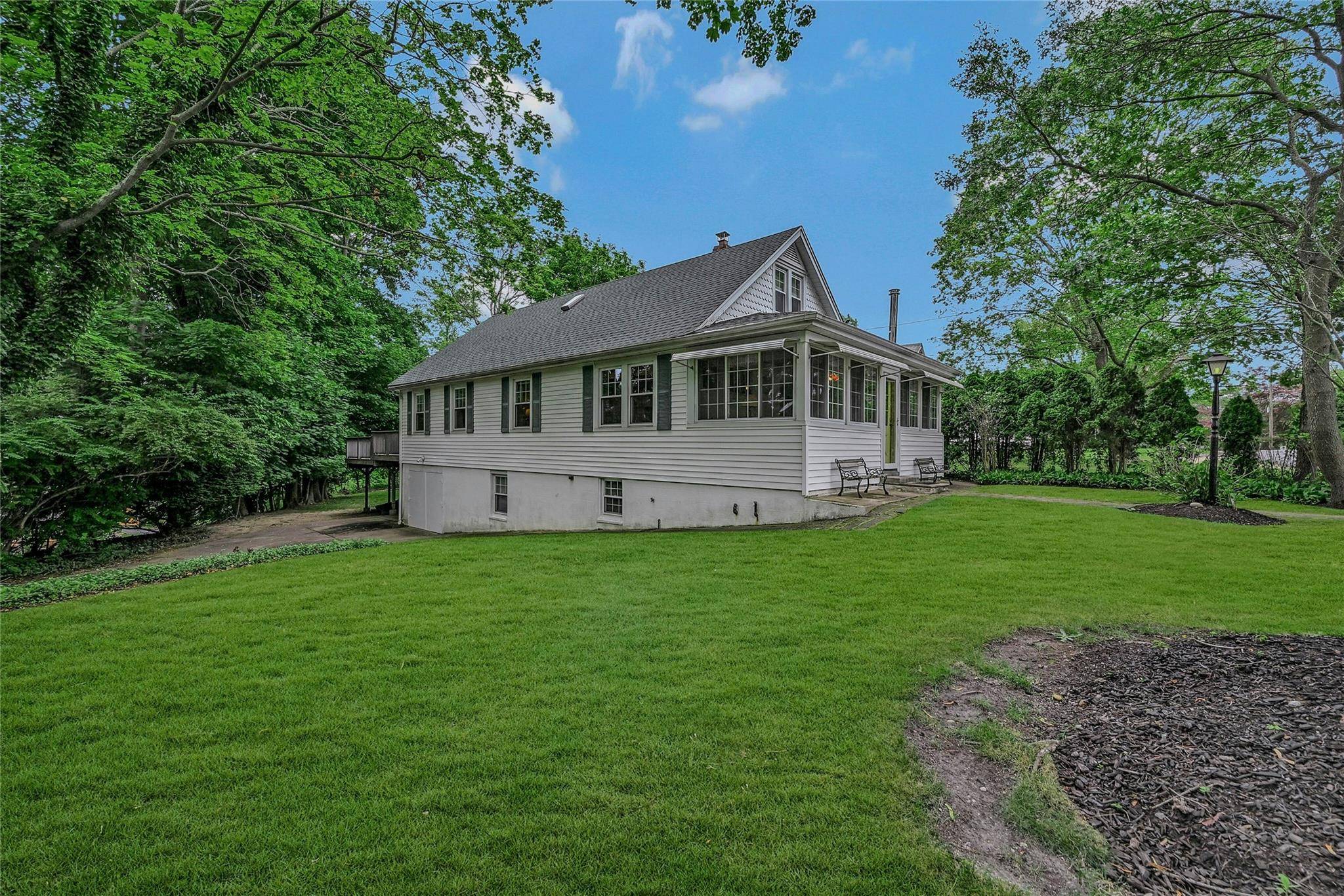Rocky Point, NY 11778,56 Locust DR