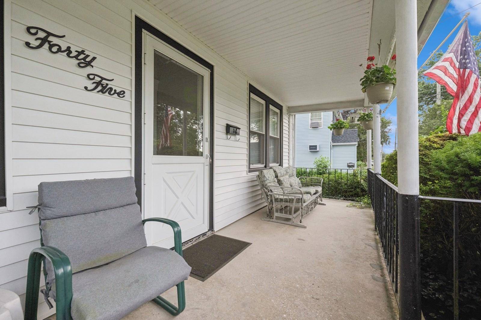 Albertson, NY 11507,45 Crosby AVE