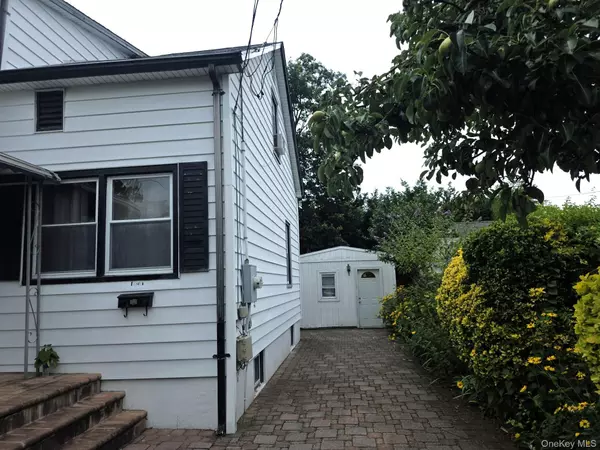 Bayville, NY 11709,17 June AVE