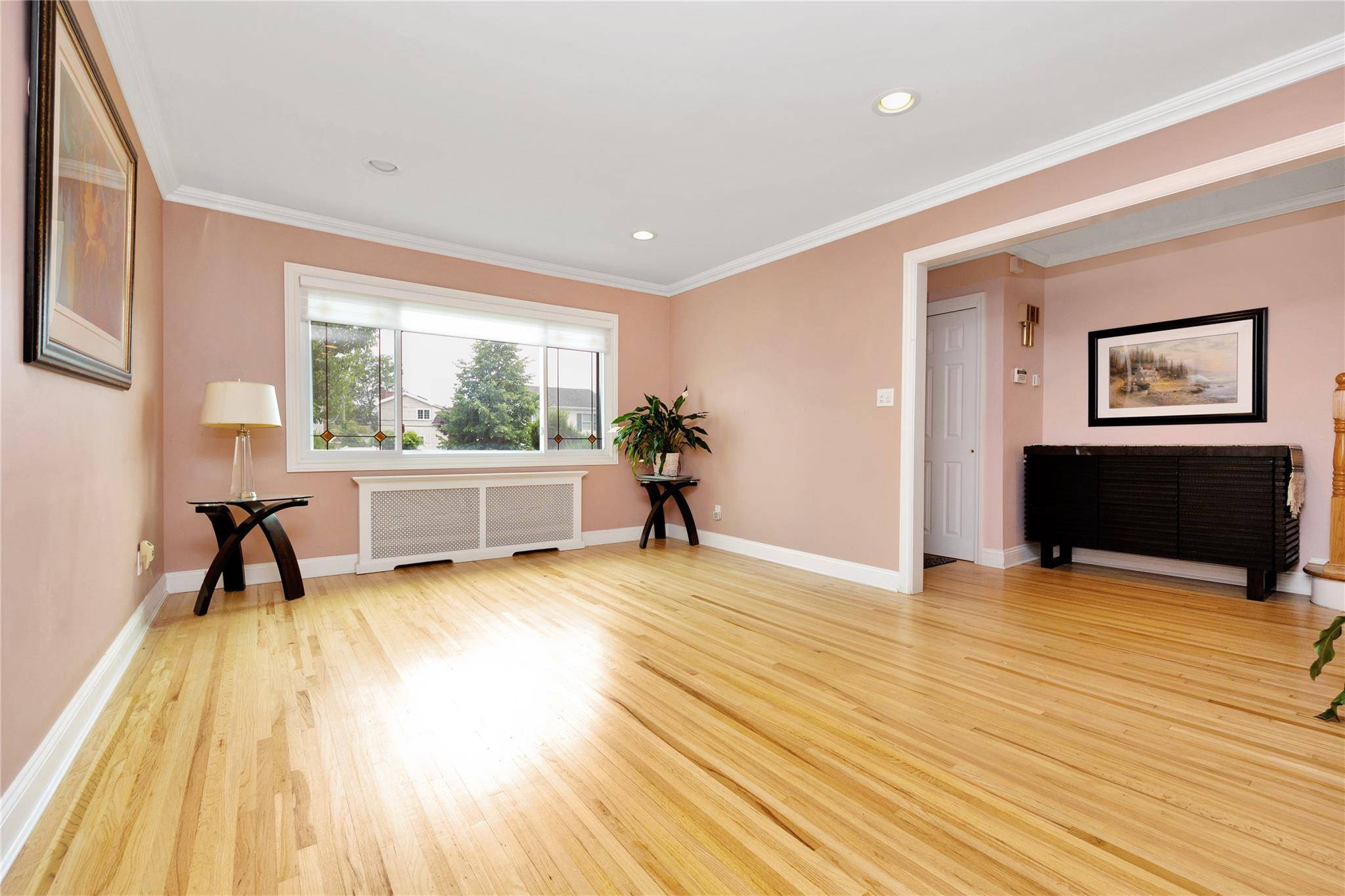 Farmingdale, NY 11735,35 Lenore LN