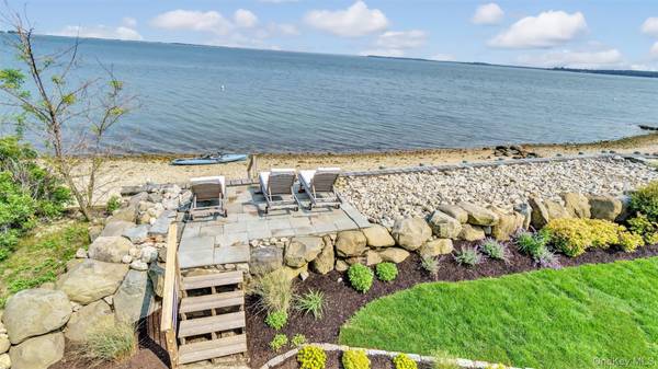 12910 Main RD, East Marion, NY 11939